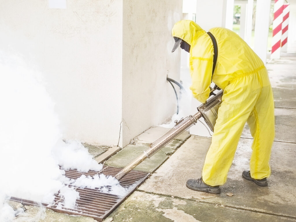 Weston Homeowners Deserve Better Than DIY Bug Spray – Here’s Why Orange Pest Control Is the Local Favorite